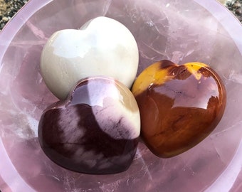 One Mookaite Jasper Crystal Heart, Approx 31mm | Choose Your Own Crystal Heart | Mookaite Heart