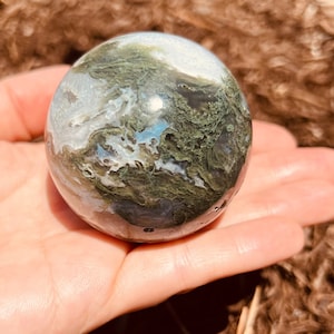 Esfera de ágata de musgo de 60 mm con druzy de cuarzo brillante / 60,5 mm / bola de cristal de ágata de musgo verde y blanco / cristales metafísicos para chakras