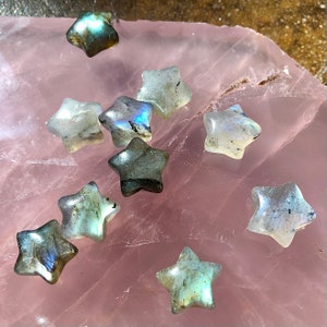 Labradorite Star Carving (13mm): Pocket Crystal