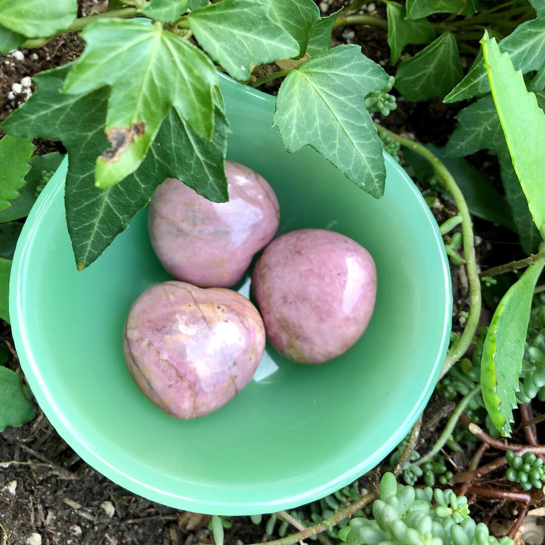 Pink Rhodonite Crystal Heart | Pink Crystals for the Heart Chakra ...