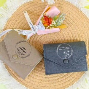 Personalized Leather Wallet with Coin Pocket, Snap Closure, Compact & Stylish Cardholder – Handmade Leather Wallet, Gift for Her