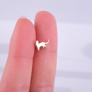 Gold Cat Cartilage Earring - Minimalist Flat Back Tragus - Handmade Gift for Her - Perfect Mother Day Gift - Valentine Gift for Cat Lovers
