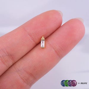 Gold Baguette Stone Cartilage Earring - Minimalist Flat Back Tragus Jewelry - Dainty Handmade Gift for Her - Unique Gold Piercing