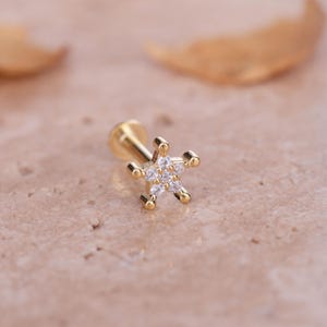 Gold Star Tragus Earring - Minimalist Flat Back Piercing for Cartilage - Handmade Dainty Jewelry Gift for Her - Birthday & Mothers Day