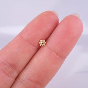 Gold Cluster Ball Cartilage Earring - Minimalist Flat Back Tragus Jewelry - Dainty Handmade Ear Stud - Unique Gift for Her -  Birthday Gift