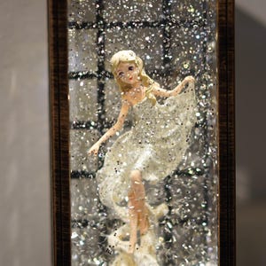 Vintage Telephone Booth Snow Globe – LED Musical Ballerina Water Lamp, Winter Holiday Decor, Princess Gift for Girls & Women
