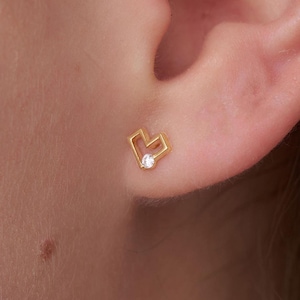 Gold Heart Earrings, Round Natural Diamond Studs, Solid 14K Gold Stud Earrings, Dainty Love Earrings, Geometric Heart Shape Stud Earrings