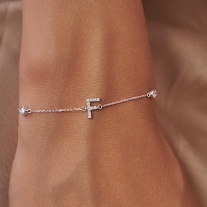 14K Solid Gold Diamant Initial Armband, Benutzerdefinierte Buchstabe Armband, Pave F Initial Armband, personalisiertes feines Schmuck Geschenk für Frauen