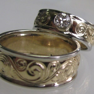 Two Tone Wedding Set With Fine Hand Engraving Made to Order - Etsy