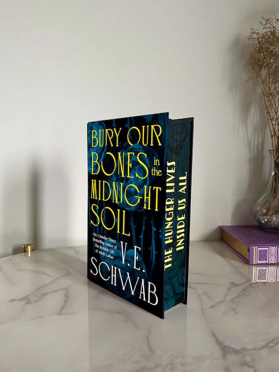 洋書 Bury Our Bones In The Midnight by Soil 81qZOpq9FmL._SL1500_.jpg