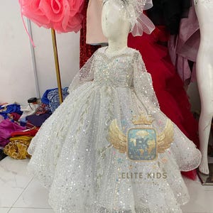 高級キッズドレス | キッズバースデードレス | ベビーボールガウン | ベビー洗礼式ドレス | プリンセスドレス | キッズウェディングドレス | プリンセスボールドレス