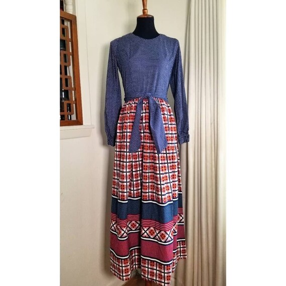 Vintage 1970's Tie Waist Prairie Dress