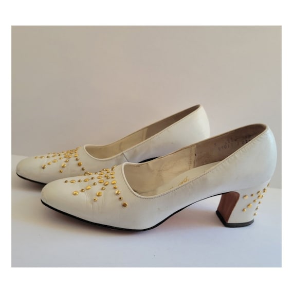 Vintage 1960's Gold Studded White Leather Pumps. - image 1