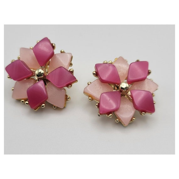 Vintage 1960's Pink Floral Earrings - image 1
