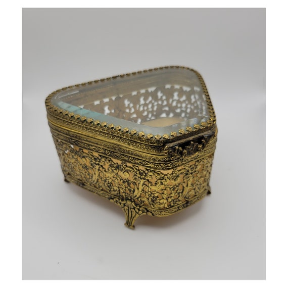 Vintage 1950's Trapezoid Shape Gold Filigree Jewel