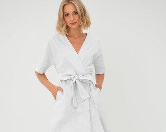 Robe blanche en lin, Robe blanche minimaliste, Robe portefeuille en lin, Vêtements en lin, Robe d'été, Robe bohème en lin, Robe avec poche, Mariage simple