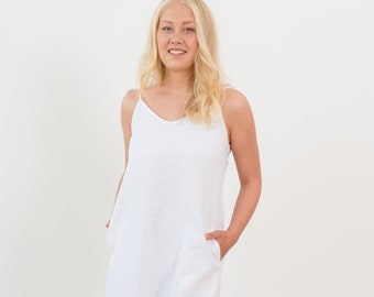 Robe en lin blanche, Robe d'été, Robe débardeur en lin, Vêtements en lin, Robe simple, Vêtements minimalistes, Robe sans manches, Robe en lin avec poche