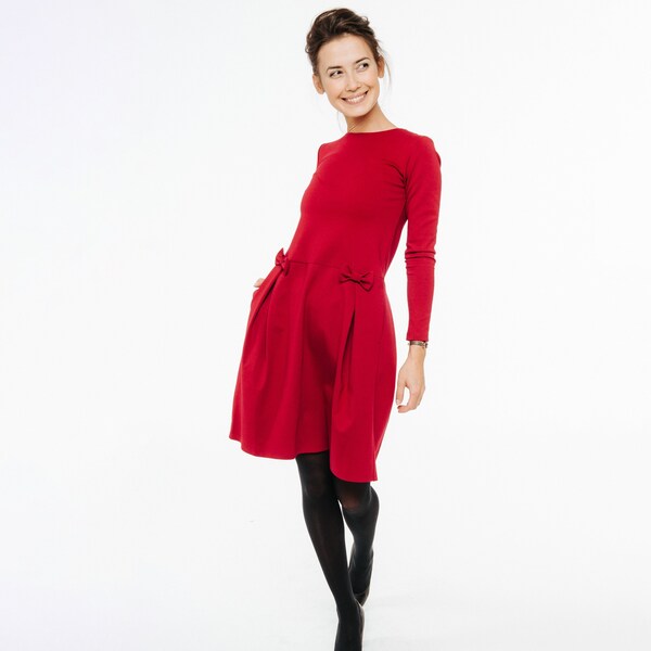 Robe rouge, Vêtements pour femme, Robe LeMuse, Robe de cocktail, Vêtements de printemps, Robe à nœud, Robe minimaliste rouge, Robe de soirée, Manches longues