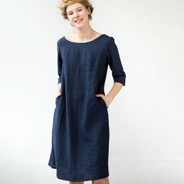 Robe en lin minimaliste, Robe midi moderne avec poches, Vêtements en lin faits main, Robe droite, Robe à col bateau, Robe bleu marine, Simple