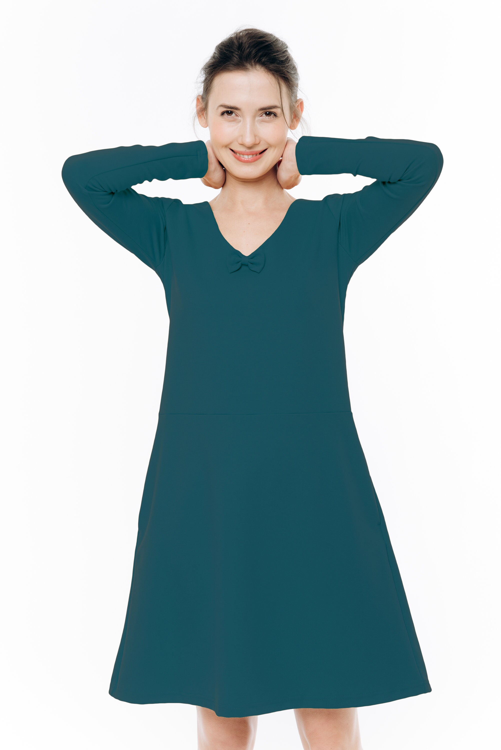 mit Oversize-Kleid, Lockeres Freizeitkleid, Minimalistische Kleidung, Kleid Midi Kleid, Kleid, Langarmkleid, Umstandskleid, V-Ausschnitt, Tiefblaues