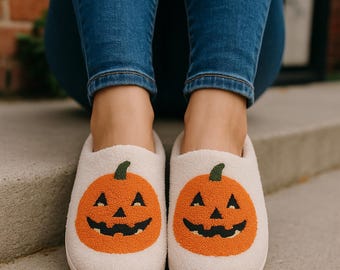 Cozy Plush Pumpkin Slippers: Fall Halloween House Shoes