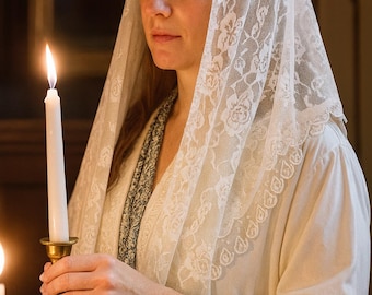 Seraphina Lace Mantilla - Voile d'église catholique, voile de messe latin