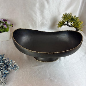 Handgefertigte silberne schwarze Obstschale, elegant und langlebig, einzigartiges dekoratives Stück, Geschenk für Hausliebhaber, Hausstück, damit Sie sich Luxus fühlen