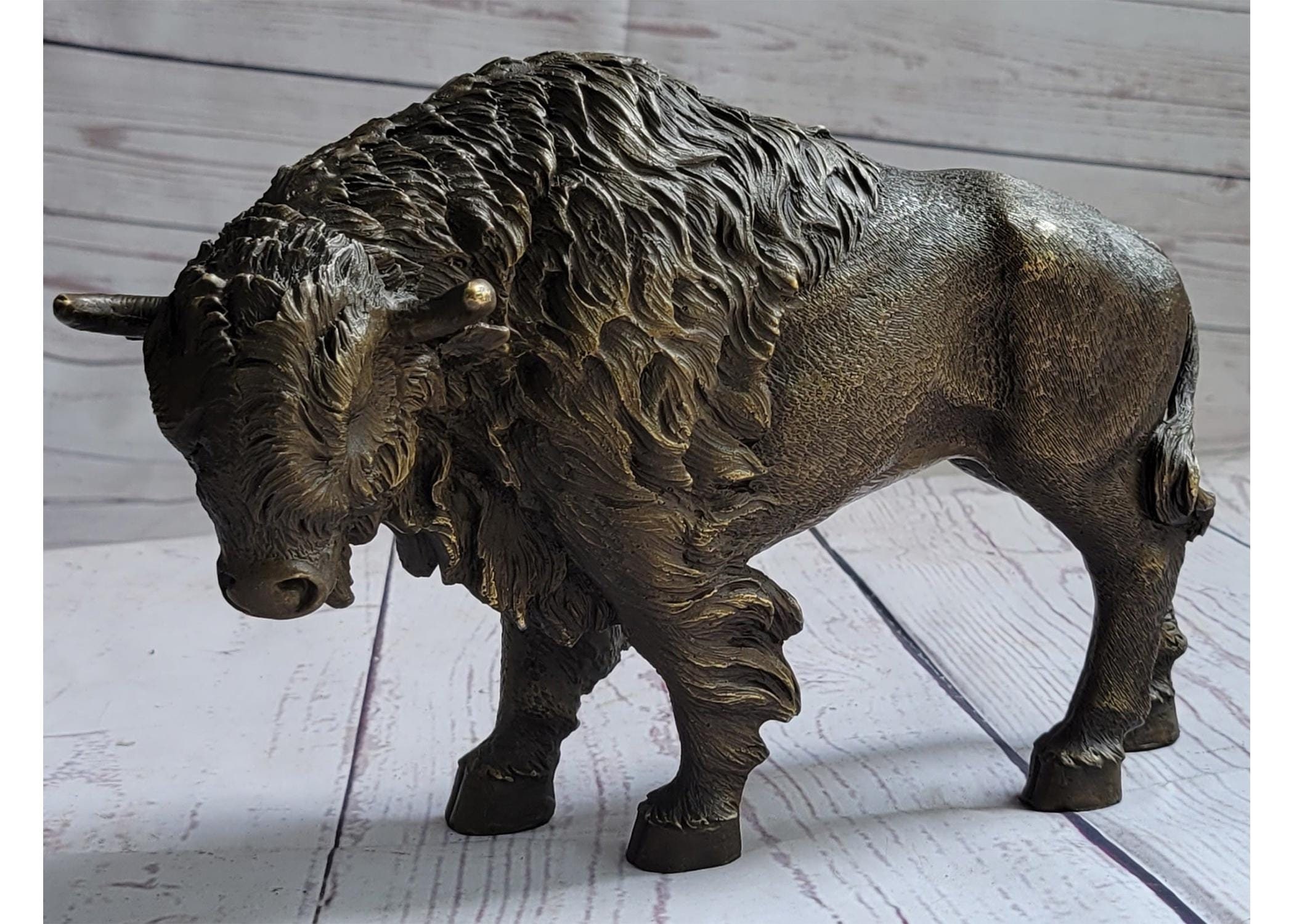 Bison statue - Etsy 日本