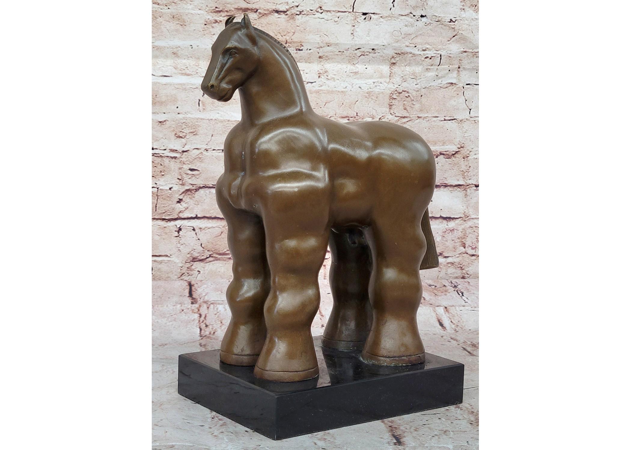 Botero sculpture - Etsy 日本