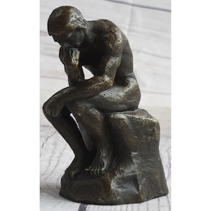 Estatua de bronce del hombre pensante Escultura artística Figura decorativa