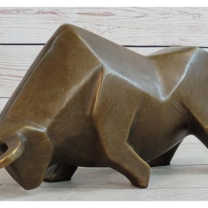 Sharp Edged Bull Modern Art Figure Sculpture Decor