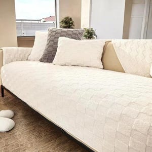 Simple Modern Sofa Cover – Loose, Non-Slip Cushion Cover for Comfortable and Stylish Sofa Protection | Easy to Use and Perfect Fit