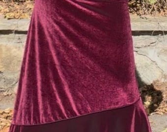 Burgunderfarbener Samt-Maxirock, Upcycling-Boho-Rock, Stretch-Velours-Rüschenrock, künstlerisch geschnittener ausgestellter Rock