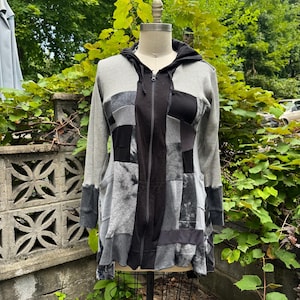 Upcycled Patchwork Hoodie Jacket – Black Gray Cotton Thermal Fit & Flare Zip Front Tunic