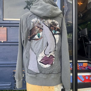 Sudadera con capucha de algodón con retrato único - sudadera con capucha de collage de caras, arte reciclado para vestir - sudadera con capucha artística - talla XL