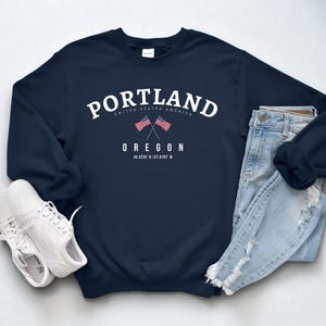 Bluza Portland, bluza z okrągłym dekoltem Oregon, wygodny sweter USA, pomysł na prezent z Portland, koszula Coastal City, odzież State Pride, pamiątka