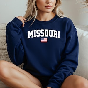 Missouri Sweatshirt, Missouri Crewneck, Cozy Pullover, Missouri Gift Idea, Missouri T Shirt, State Pride Apparel, Travel Souvenir