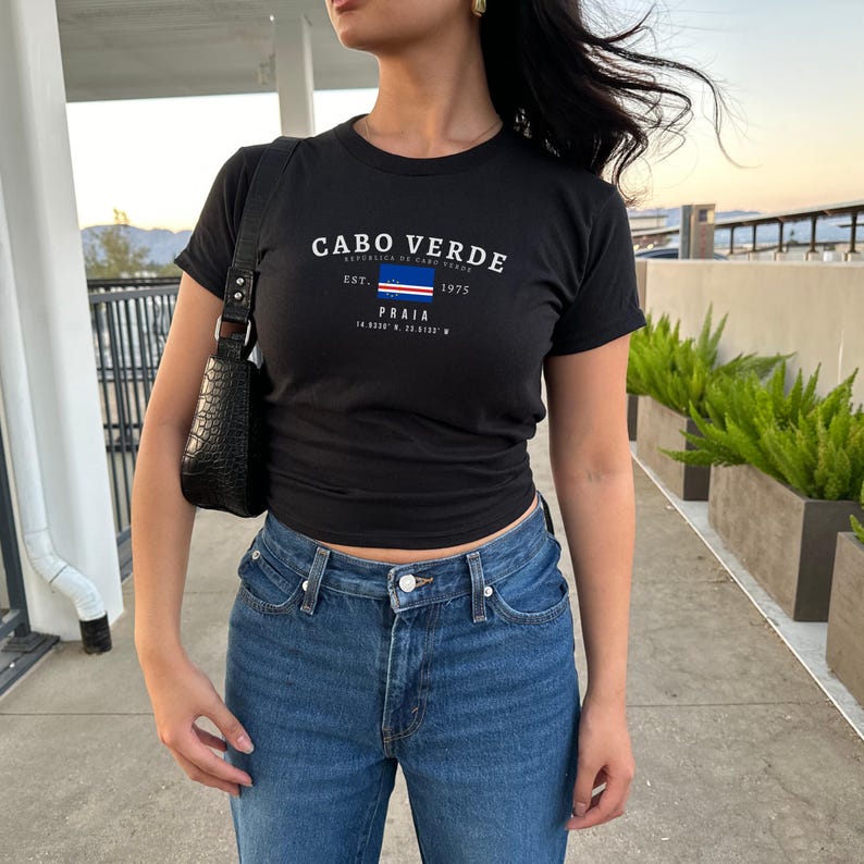 Cabo Verde Baby Tee, Cape Verde Y2K Crop Top, Vintage Flag Shirt, Praia Aesthetic Tee, West African Island Pride T-Shirt for Women image 3