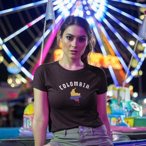 Colombia Women&#39;s Baby Tee, Colombia Y2K T-Shirt, Colombia, Colombia Crop Tee, Vintage 2000s 90&#39;s Baby Tee, Colombia Shirt, Colombia Tank Top