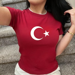 Türkiye Women&#39;s Baby Tee, Turkey Y2K T-Shirt, Turkish, Türkiye Crop Tee, Vintage 2000s 90&#39;s Baby Tee, Türkiye Shirt, Turkey Tank Top