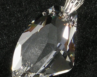 Avilagems Exclusive Large Austrian Swarovski Crystal Clear .925 Sterling Silver Pendant Geometric Galactic