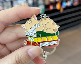 Keyring for Cat lovers perfect gift for Readers
