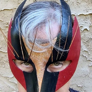 Mask mask with eyelashes image 5