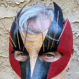 Mask mask with eyelashes image 3
