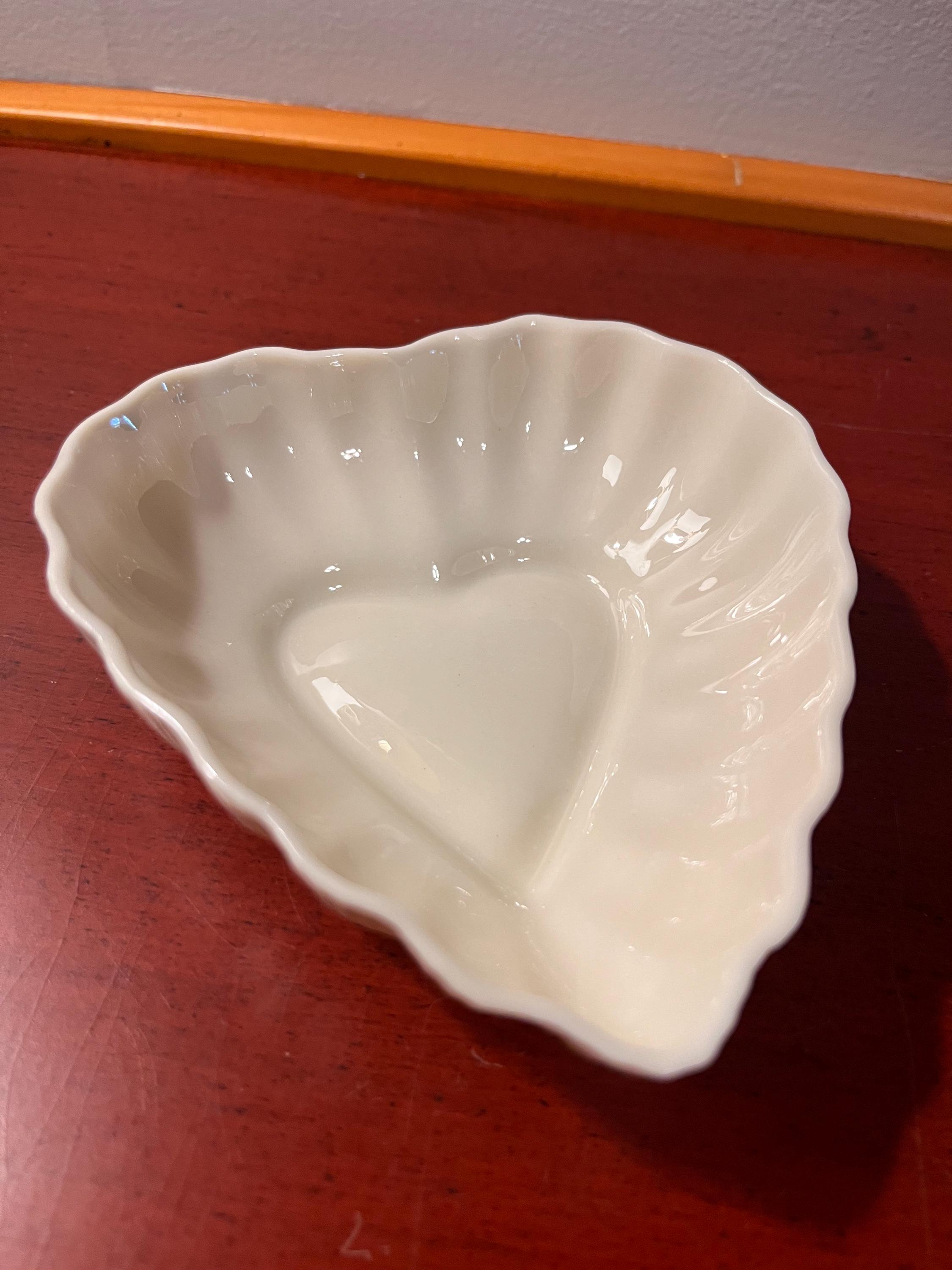 Belleek ベリーク ハートの盛皿 Belleek ベリーク ハートの盛皿 Belleek Collectors - Etsy