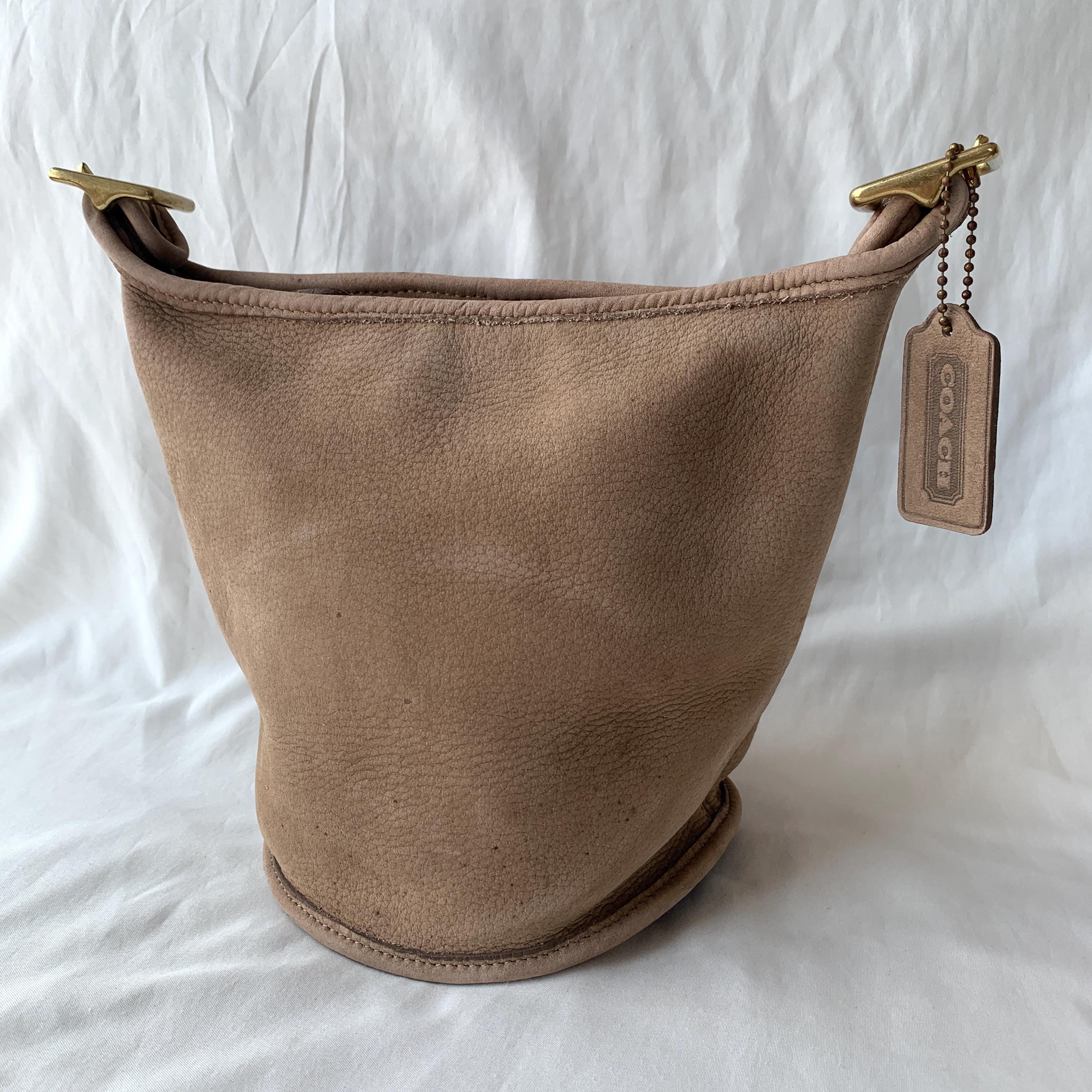ショルダーバッグ COACH Old Coach Nubuck Bucket Shoulder vintage Coach Nubuck Bucket Shoulder Bag - メルカリ