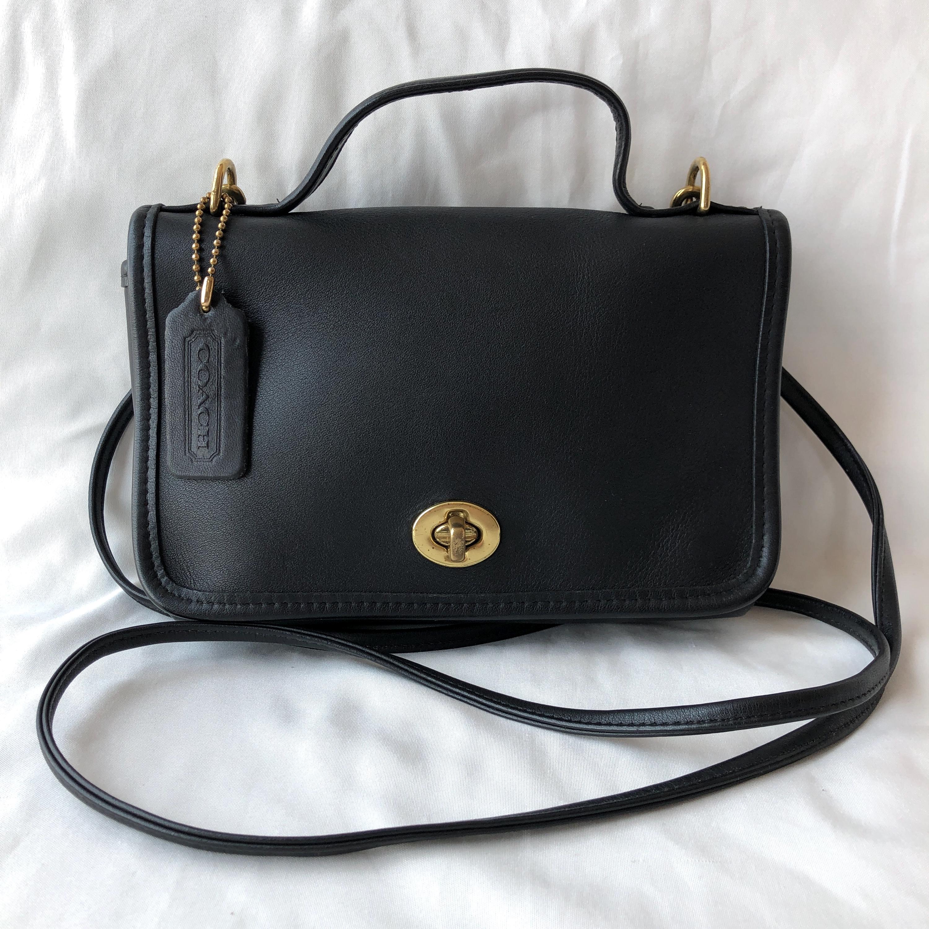 Vintage Coach 9924 Casino Black Leather Crossbody Bag Purse