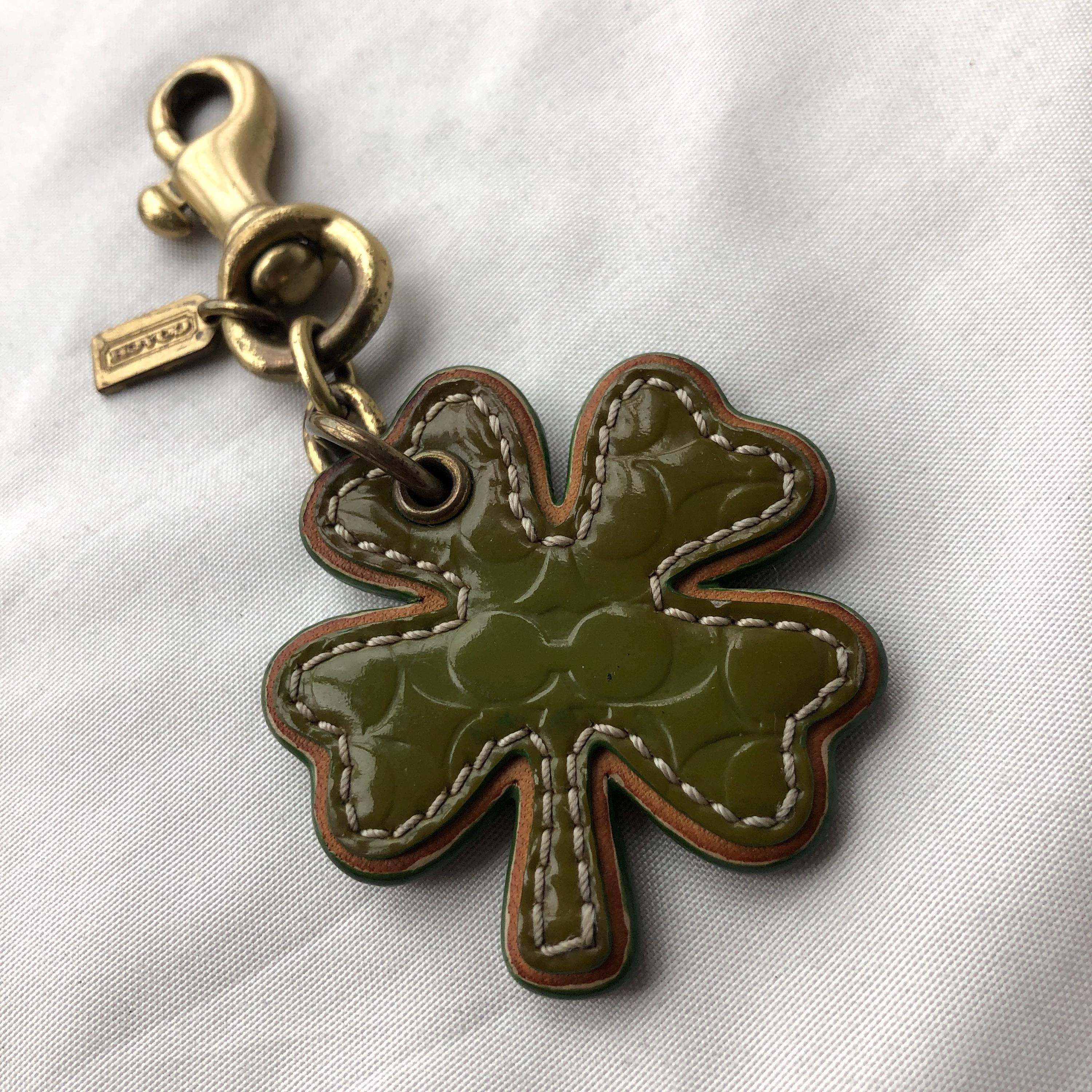未使用✨COACH Four leaf clover Charm Coach Bag Charm Four Leaf Clover Olive Green Irish Shamrock
