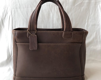 Vintage Coach Small (baby) Courier Pouch 9505 Saddle Leather