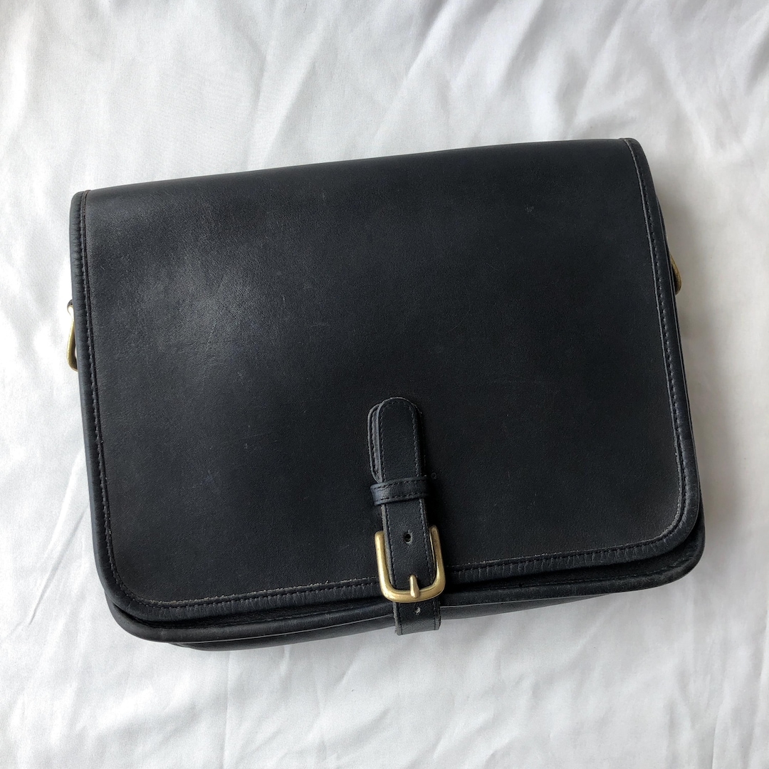 Vintage Coach 9585 Black Leather Saddle Pouch Bag Made in USA Pre